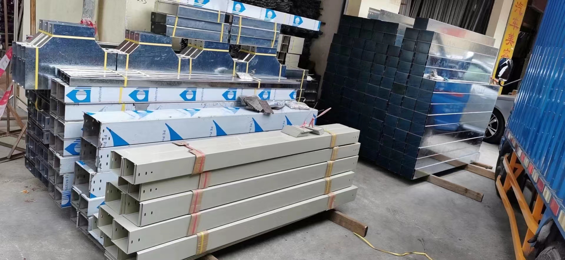 怎樣辨別阻燃鍍鋅線(xiàn)盒的質(zhì)量?jī)?yōu)劣？